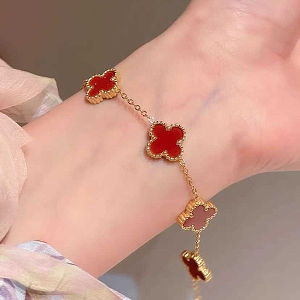 van clover bracelet designer fourleaf clover bracelet womens highclass sense of fashion temperament netroots gift for friends, Golden;silver
van clover bracelet designer fourleaf clover bracelet womens highclass sense of fashion temperament netroots gift for friends, Golden;silver