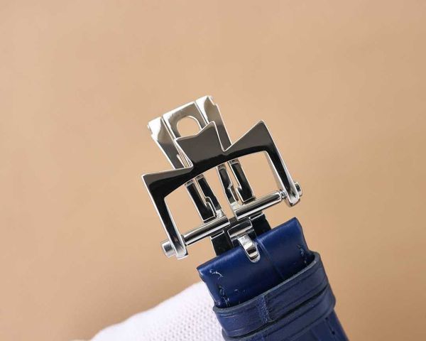 amazing mechanical vc overseas watch superb 4500v male wrist watches k7zn designer tws factory high-end quality movement 11mm thick montre d, Slivery;golden
amazing mechanical vc overseas watch superb 4500v male wrist watches k7zn designer tws factory high-end quality movement 11mm thick montre d, Slivery;golden