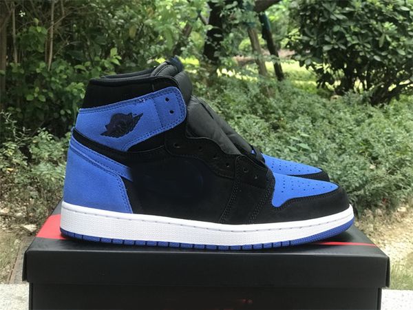 authentic 1 1s high og royal reimagined basketball shoes blue suede dz5485-042 men womens trainers outdoor sports sneakers designer shoe, Red;white
authentic 1 1s high og royal reimagined basketball shoes blue suede dz5485-042 men womens trainers outdoor sports sneakers designer shoe, Red;white