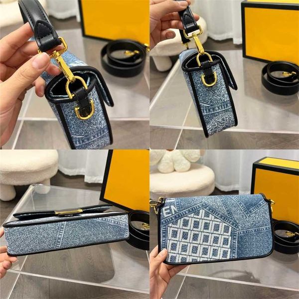 evening bags vintage denim baguette crossbody womens designer bag luxurys handbag wallet women flap shoulder party crossbody purse 221111
evening bags vintage denim baguette crossbody womens designer bag luxurys handbag wallet women flap shoulder party crossbody purse 221111