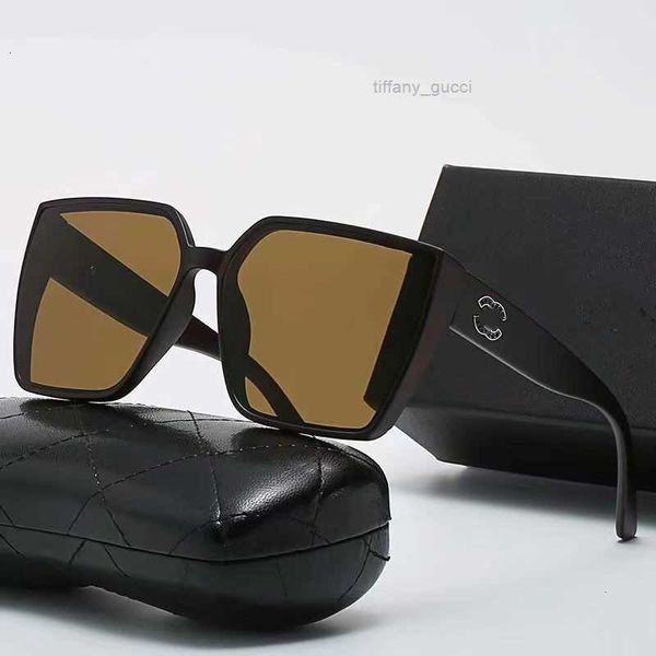 2023 sunglasses sunglasses luxury channel glasses fashion eyewear diamond square sunshade crystal shape sun full package glasses lunette, White;black
2023 sunglasses sunglasses luxury channel glasses fashion eyewear diamond square sunshade crystal shape sun full package glasses lunette, White;black