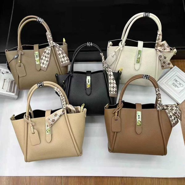 versatile vegetable basket bag soft leather new trendy commuter tote bag small and fashionable multi layer bun mother bag
versatile vegetable basket bag soft leather new trendy commuter tote bag small and fashionable multi layer bun mother bag