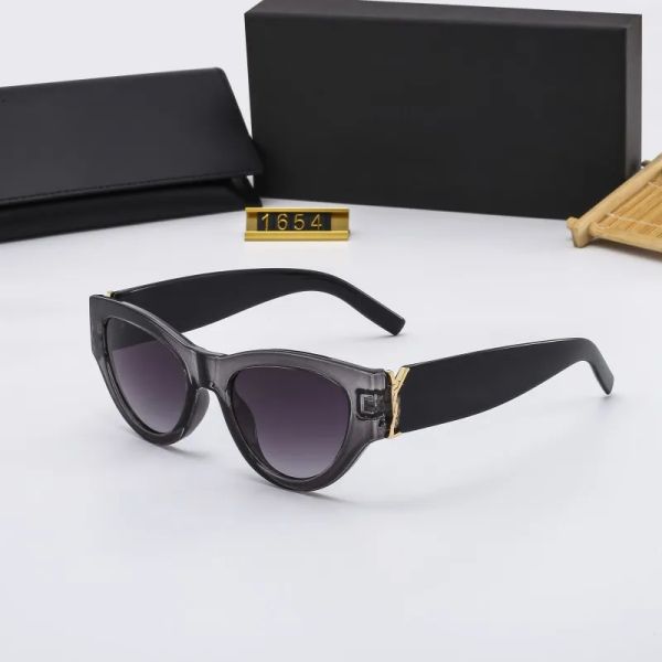 retro pc sunglasses: classic design, 5 mirrored colors. men & women outdoors. boxed y1654sl., White;black
retro pc sunglasses: classic design, 5 mirrored colors. men & women outdoors. boxed y1654sl., White;black