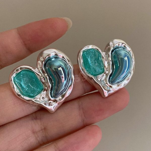 fashion jewelry 925 silver needle green resin heart earrings for women trend stud earring new accessories, Golden;silver
fashion jewelry 925 silver needle green resin heart earrings for women trend stud earring new accessories, Golden;silver