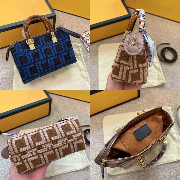 evening bags mini handbags shoulder bag women mini designer handbag classic letter pattern womens fashion cross body with silk scarf
evening bags mini handbags shoulder bag women mini designer handbag classic letter pattern womens fashion cross body with silk scarf