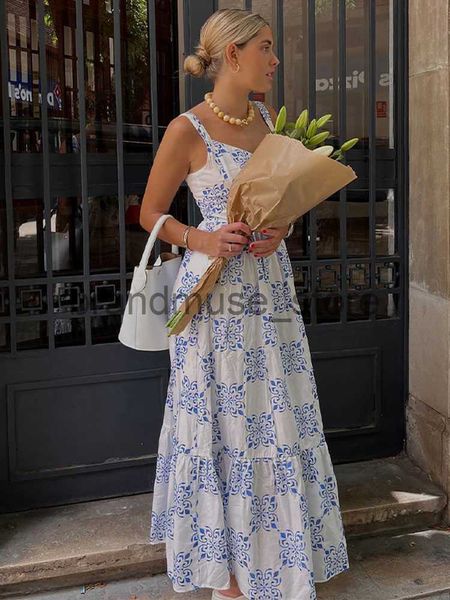 basic casual dresses women embroidery print suspenders dresses sleeveless backless long dress 2023 summer fashion female party vacation vest, Black;gray
basic casual dresses women embroidery print suspenders dresses sleeveless backless long dress 2023 summer fashion female party vacation vest, Black;gray
