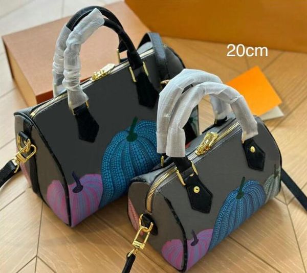 women pumpkin messenger bag classic luxurys designers fashion bag shoulder bags lady totes handbags shoulder strap dust bag size 25cm 20cm
women pumpkin messenger bag classic luxurys designers fashion bag shoulder bags lady totes handbags shoulder strap dust bag size 25cm 20cm