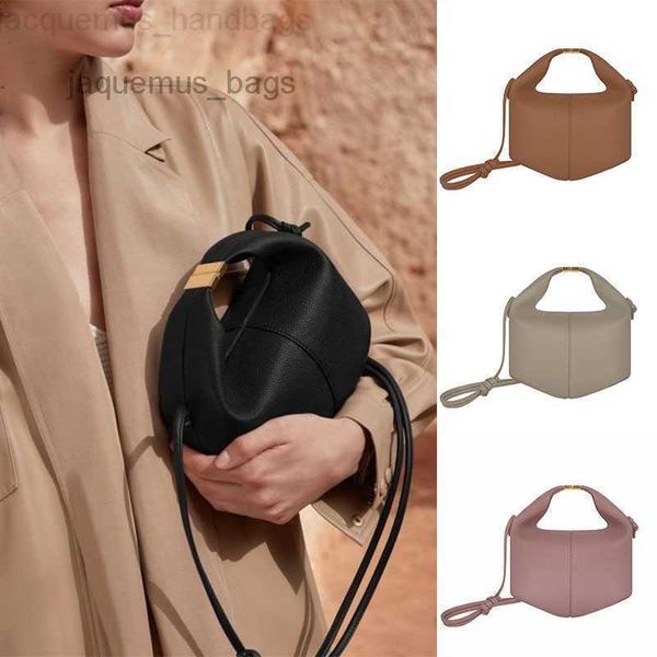 beri polene bag designer women full grain brown leather crossbody bento bag central sliding metal clasp totes magnetic fastener shoulder
beri polene bag designer women full grain brown leather crossbody bento bag central sliding metal clasp totes magnetic fastener shoulder