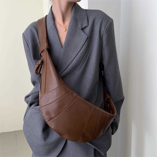 ox horn lemaire bag genuine leather kesong bag lemaire cow horn bag ins dumpling bag niche design knotted sheep horn bag diagonal cross cowh
ox horn lemaire bag genuine leather kesong bag lemaire cow horn bag ins dumpling bag niche design knotted sheep horn bag diagonal cross cowh