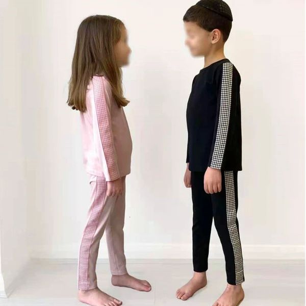 pajamas great quality kids cotton pajamas set boys girls houndstooth home wear clothes children sleeping pyjamas 2-9y 230710, Blue;red
pajamas great quality kids cotton pajamas set boys girls houndstooth home wear clothes children sleeping pyjamas 2-9y 230710, Blue;red
