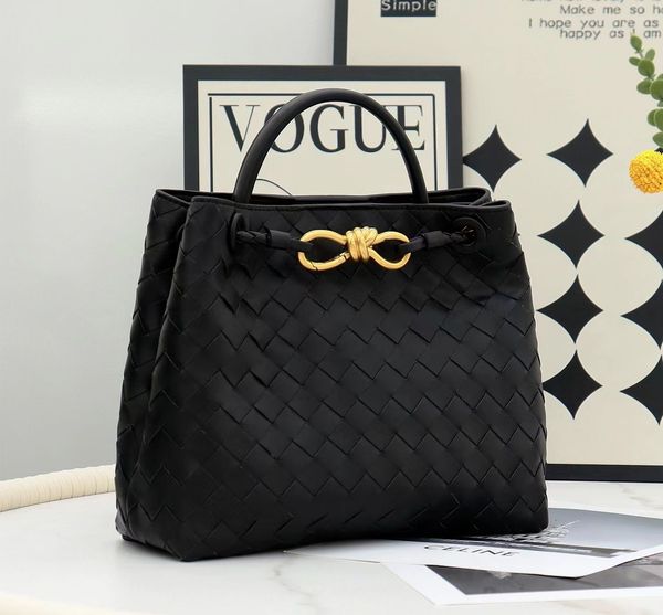totes 23ss new leather shoulder bags women woven tote lady clutch handbags desginer pochette luxury bag brand handmade knitting messenger ba
totes 23ss new leather shoulder bags women woven tote lady clutch handbags desginer pochette luxury bag brand handmade knitting messenger ba