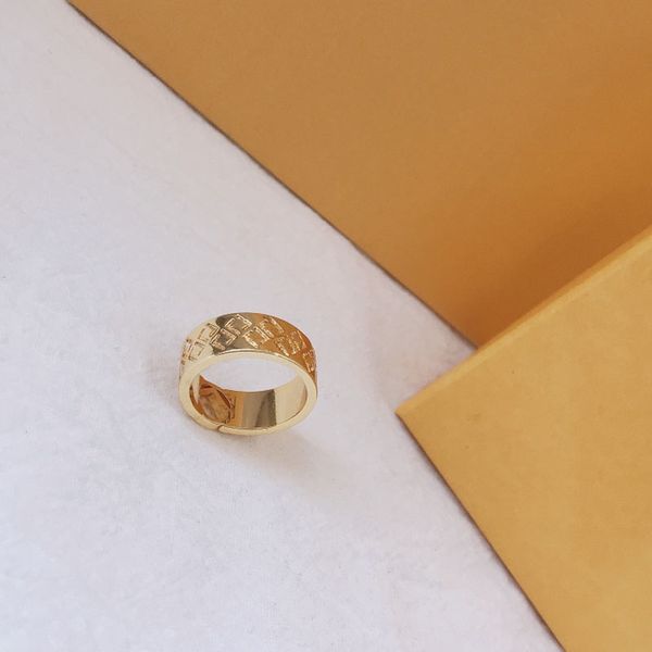 new designer design titanium ring classic jewelry men and women couple rings modern style band, Golden;silver
new designer design titanium ring classic jewelry men and women couple rings modern style band, Golden;silver