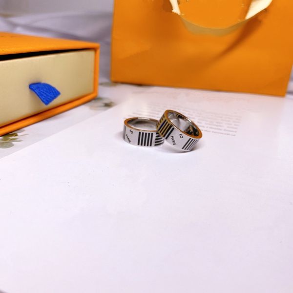 with box men's fashion ring designer stainless steel rings engagement commitment jewelry ladies gift, Silver
with box men's fashion ring designer stainless steel rings engagement commitment jewelry ladies gift, Silver