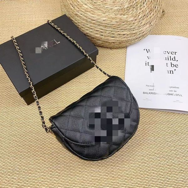 the latest small fragrant black and white chain bag retro saddle caviar half moon french bag cover female bag factory direct sales
the latest small fragrant black and white chain bag retro saddle caviar half moon french bag cover female bag factory direct sales