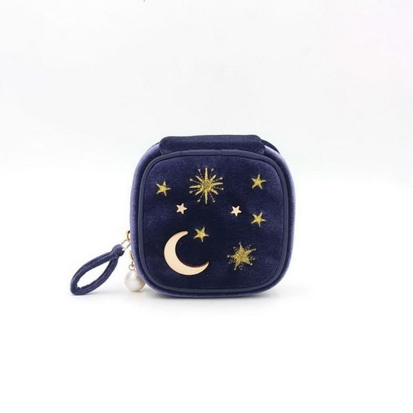 toiletry kits japanese cute star makeup bag velvet embroidery cosmetic cases organizer women zipper storage with moon tassel deco 230711
toiletry kits japanese cute star makeup bag velvet embroidery cosmetic cases organizer women zipper storage with moon tassel deco 230711