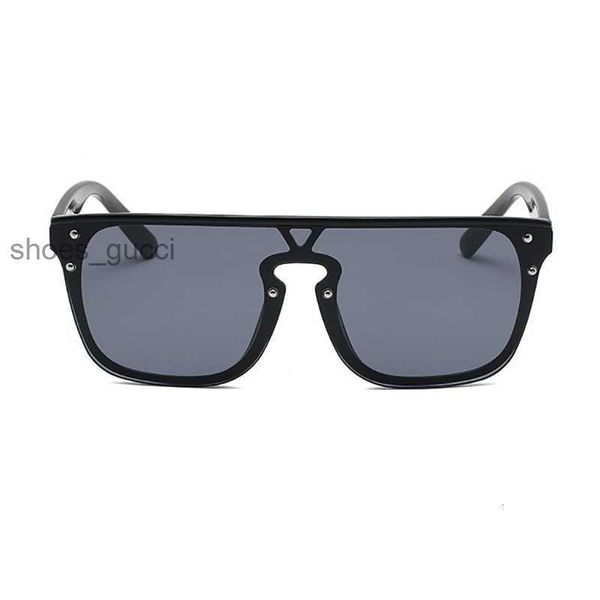 man glasses designer sunglasses women fashion frameless rectangle coating buffalo horn sunglass uv mens eyewear eyelgasses, White;black
man glasses designer sunglasses women fashion frameless rectangle coating buffalo horn sunglass uv mens eyewear eyelgasses, White;black