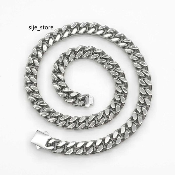 strands strings stainless steel single button encrypted four sided grinding necklace for men's trendy titanium steel jewelry, Black
strands strings stainless steel single button encrypted four sided grinding necklace for men's trendy titanium steel jewelry, Black