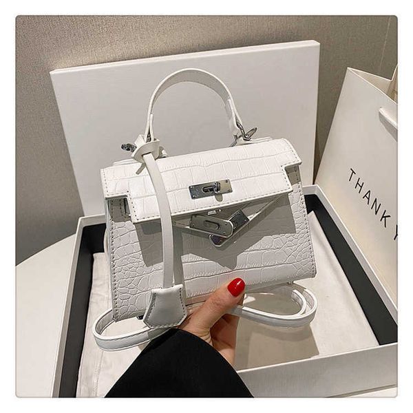 designer hemrres tote bag women's small 2023 new summer versatile fashion crossbody with crocodile pattern handheld square kelys
designer hemrres tote bag women's small 2023 new summer versatile fashion crossbody with crocodile pattern handheld square kelys
