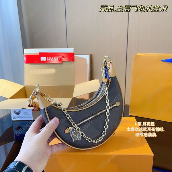 designer bag fashion popular portable messenger bag half moon new medieval peas bag marel's medieval bag style tote bag
designer bag fashion popular portable messenger bag half moon new medieval peas bag marel's medieval bag style tote bag