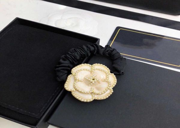 2021 fashion jewelry for women black ribbon design camellia flower beautiful girls hair wear jewelry hair luxury jewelry8850610, Golden;silver
2021 fashion jewelry for women black ribbon design camellia flower beautiful girls hair wear jewelry hair luxury jewelry8850610, Golden;silver