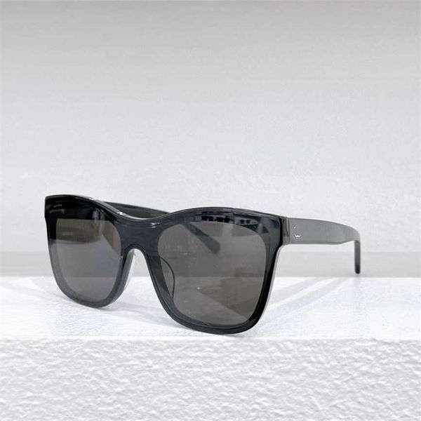 sunglasses 2023 new new xiaoxiangjia letter tiktok same plate women's versatile fashion sunglasses 5418, White;black
sunglasses 2023 new new xiaoxiangjia letter tiktok same plate women's versatile fashion sunglasses 5418, White;black