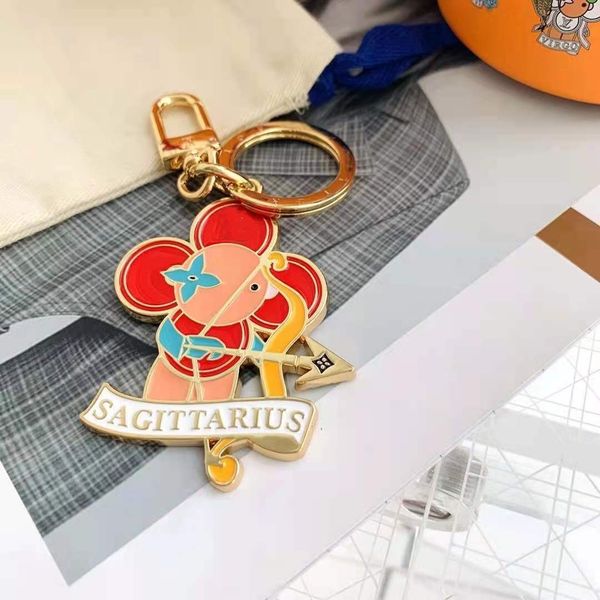 luxury sunflower key wallet metal key chain twelve constellations key chain bag totes keyring pendant women purses keychain charms holiday g, Red;blue
luxury sunflower key wallet metal key chain twelve constellations key chain bag totes keyring pendant women purses keychain charms holiday g, Red;blue