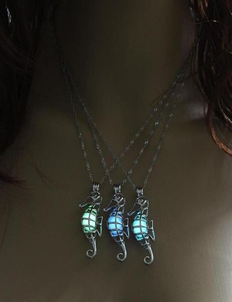 luminous animal design pendant necklace seahorse cage necklace with clavicle chain creative sea horse jewelry dangle choker neckla7031695, Silver
luminous animal design pendant necklace seahorse cage necklace with clavicle chain creative sea horse jewelry dangle choker neckla7031695, Silver