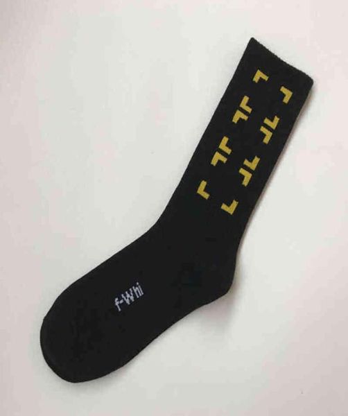brand sports luxury fashion cotton socks offs arrow warning line straight board tide sock long tube sweat absorbing b8455040, Black
brand sports luxury fashion cotton socks offs arrow warning line straight board tide sock long tube sweat absorbing b8455040, Black