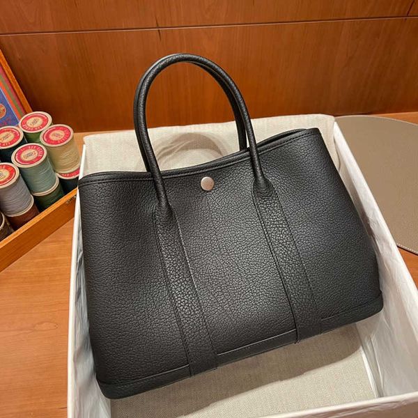 garden party bags designer leather 2023 new women's bag single shoulder messenger tote versatile garden portable shopping bucket 1krds
garden party bags designer leather 2023 new women's bag single shoulder messenger tote versatile garden portable shopping bucket 1krds