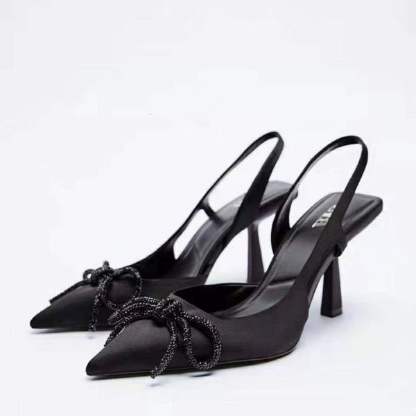 dress shoes 2023 woman sparkly bow fashion bling transparent pointed toe elegant crystal female party pumps zapatos mujer 230711, Black
dress shoes 2023 woman sparkly bow fashion bling transparent pointed toe elegant crystal female party pumps zapatos mujer 230711, Black