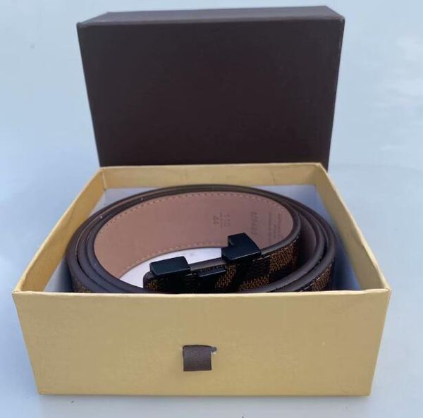 2023 belts mens designer belt men leather fashion womens accessories luxury letter waistband big gold buckle belts for women designer casual, Black;brown
2023 belts mens designer belt men leather fashion womens accessories luxury letter waistband big gold buckle belts for women designer casual, Black;brown