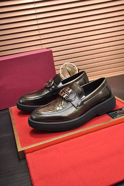 2023 mens elegant party wedding dress shoes fashion brand business oxfords men platform outdoor casual walking flats size 38-44, Black
2023 mens elegant party wedding dress shoes fashion brand business oxfords men platform outdoor casual walking flats size 38-44, Black