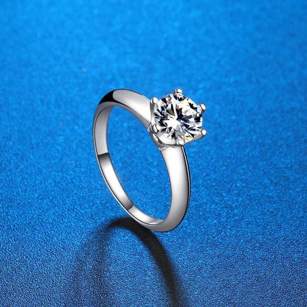 original new s925 sterling silver mosang diamond tiffay six claw ring opening classic simple live broadcast
original new s925 sterling silver mosang diamond tiffay six claw ring opening classic simple live broadcast