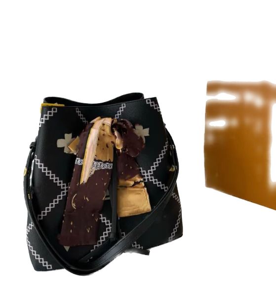 2023 luxury fashion women's designer bag one shoulder bucket bag l embossed handbag wallet scarf decoration crossbody bag m45497
2023 luxury fashion women's designer bag one shoulder bucket bag l embossed handbag wallet scarf decoration crossbody bag m45497