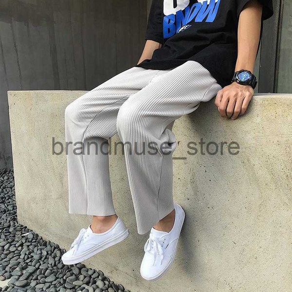 men's pants men's pants pleated straight fashion elastic waist casual men streetwear loose ice silk trousers mens wide leg s-xl j2, Black 
men's pants men's pants pleated straight fashion elastic waist casual men streetwear loose ice silk trousers mens wide leg s-xl j2, Black