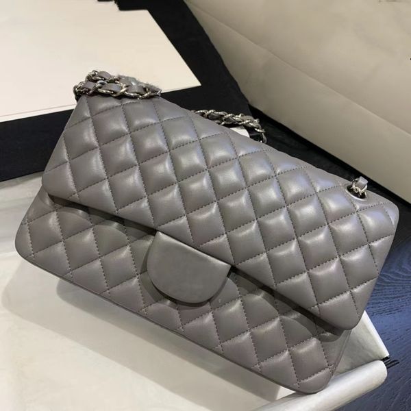 luxury designer flap shoulder bag classic women totes handbags cf sheepskin leather purse chain slant cross body plaid hobos quilted lady me
luxury designer flap shoulder bag classic women totes handbags cf sheepskin leather purse chain slant cross body plaid hobos quilted lady me