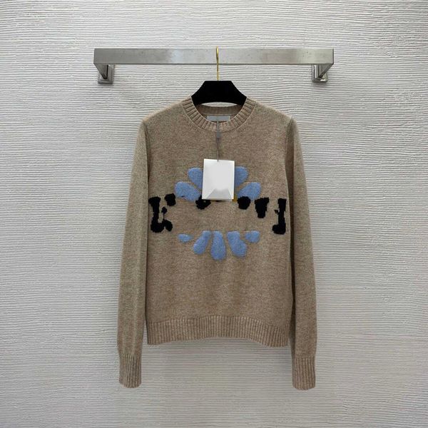 23ss women sweater womens designer clothing cashmere fabric cartoon sunflower letter round neck pullover long sleeve knitted sweater women c, White;black
23ss women sweater womens designer clothing cashmere fabric cartoon sunflower letter round neck pullover long sleeve knitted sweater women c, White;black