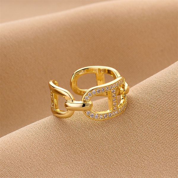 fashionable and exquisite wedding ring popular designer ring gold plated classic quality jewelry accessories selected lovers gifts for women, Silver
fashionable and exquisite wedding ring popular designer ring gold plated classic quality jewelry accessories selected lovers gifts for women, Silver