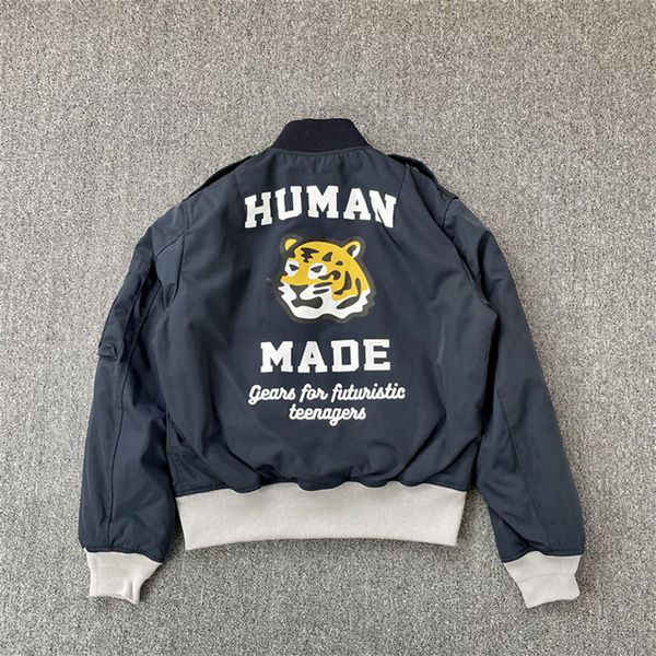 men's jackets human made 22aw japan autumn and winter badge flying jacket tiger head men's and women's baseball short coats 2, Black;brown
men's jackets human made 22aw japan autumn and winter badge flying jacket tiger head men's and women's baseball short coats 2, Black;brown