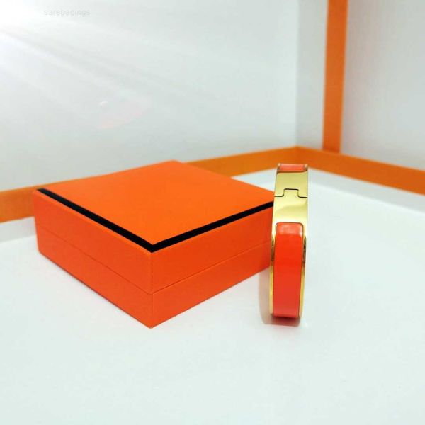 luxury brand bracelet her max designer bracelet enamel men and women fashion bracelets everyday accessories party wedding valentine's d, Black
luxury brand bracelet her max designer bracelet enamel men and women fashion bracelets everyday accessories party wedding valentine's d, Black