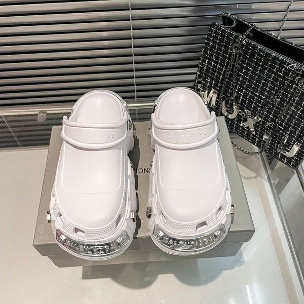 2023 new thick soles comfortable fashion outside wear fashion slippers for women sandals, Black
2023 new thick soles comfortable fashion outside wear fashion slippers for women sandals, Black