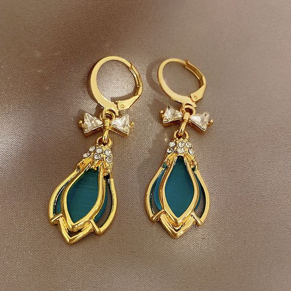 stud premium quality bow knot earrings female personality versatile opal small fresh forest tulip 230710, Golden;silver
stud premium quality bow knot earrings female personality versatile opal small fresh forest tulip 230710, Golden;silver