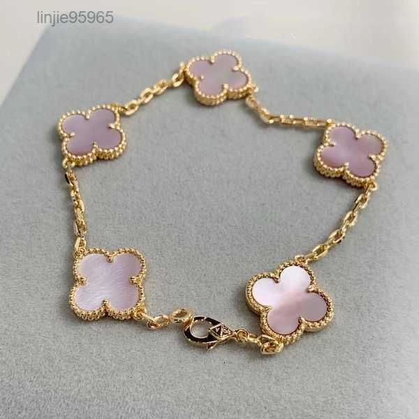 designer bracelets 2023 van clover bracelet 18k gold love bangle sparkling crystal party jewelryzzl633333, Golden;silver
designer bracelets 2023 van clover bracelet 18k gold love bangle sparkling crystal party jewelryzzl633333, Golden;silver