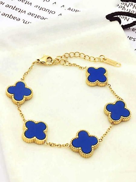 2023 clover bracelet new four-leaf clover gold bracelet colorless titanium steel double sided four-leaf clover noble small crowd design, Golden;silver
2023 clover bracelet new four-leaf clover gold bracelet colorless titanium steel double sided four-leaf clover noble small crowd design, Golden;silver
