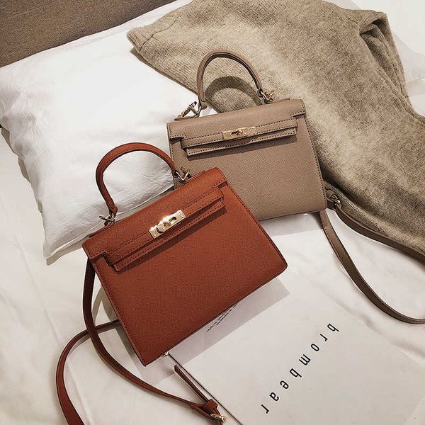 designer hemrres tote bag milefield women 2023 new fashion trend korean simple women's handheld one shoulder oblique span solid
designer hemrres tote bag milefield women 2023 new fashion trend korean simple women's handheld one shoulder oblique span solid