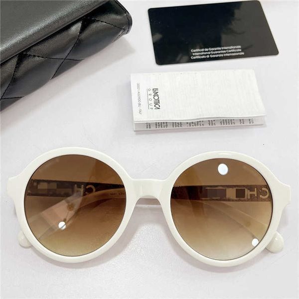 xiao xiang family sunglasses xiaoxiang's new fashion simple round frame covers face and shows thin sunglasses star ch5441 1yz0x, White;black
xiao xiang family sunglasses xiaoxiang's new fashion simple round frame covers face and shows thin sunglasses star ch5441 1yz0x, White;black