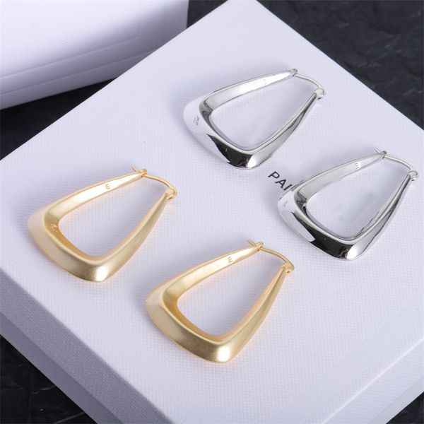 fashion brand designer ear studs luxury minimalist design gold silver s925 silver needles women earrings elegant ladies accessories, Golden
fashion brand designer ear studs luxury minimalist design gold silver s925 silver needles women earrings elegant ladies accessories, Golden