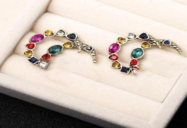 6color 18k gold plated luxury designers letters stud geometric women 925 silver crystal rhinestone earring wedding party jewerlry5022651, Golden;silver
6color 18k gold plated luxury designers letters stud geometric women 925 silver crystal rhinestone earring wedding party jewerlry5022651, Golden;silver