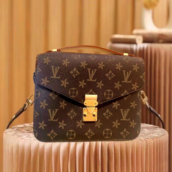 2023 designer women luxurys handbags 10a genuine leather pochette metis luxury wallet mini purses crossbody designer bag woman handbag shoul
2023 designer women luxurys handbags 10a genuine leather pochette metis luxury wallet mini purses crossbody designer bag woman handbag shoul