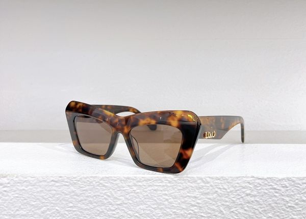 lw 40036i cat eye sunglasses for women designer sunglasses men famous fashionable classic retro luxury brand eyeglass fashion designer sungl, White;black
lw 40036i cat eye sunglasses for women designer sunglasses men famous fashionable classic retro luxury brand eyeglass fashion designer sungl, White;black
